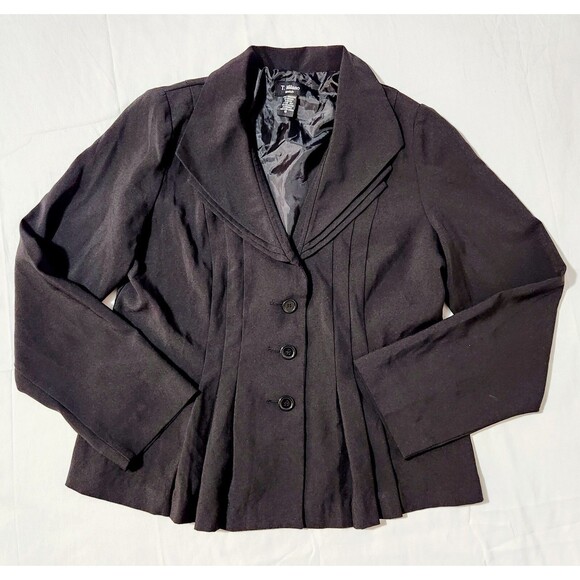 T. Milano Women’s Black Pleated Blazer/Jacket with 4 Buttons Closure - Sz 10 - Picture 2 of 6